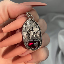 Load image into Gallery viewer, 925 Sterling Silver Garnet Ghost Necklace
