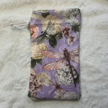 Load image into Gallery viewer, “Spring Gardens” Tarot Card Bag
