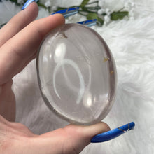 Load image into Gallery viewer, Clear Quartz Palmstone “B”
