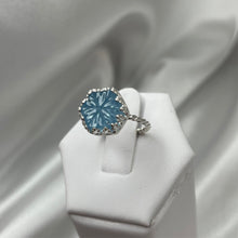 Load image into Gallery viewer, Size 5 Sterling Silver Aquamarine Snowflake Ring #9

