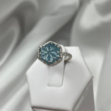 Load image into Gallery viewer, Size 5.5 Sterling Silver Aquamarine Snowflake Ring #8
