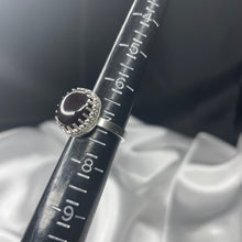 Load image into Gallery viewer, Size 7 Sterling Silver Star Garnet Ring
