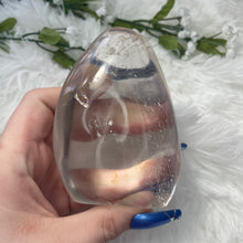 Load image into Gallery viewer, 15oz Clear Quartz Freeform “A”
