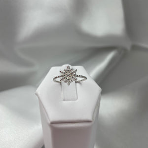 Size 7 Sterling Silver Snowflake Ring