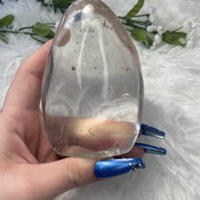 Load image into Gallery viewer, 15oz Clear Quartz Freeform “A”
