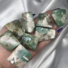 Load image into Gallery viewer, (1) Green (Chlorite) Flower Agate Freeform
