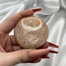 Load image into Gallery viewer, Peach Moonstone Palmstone “D”
