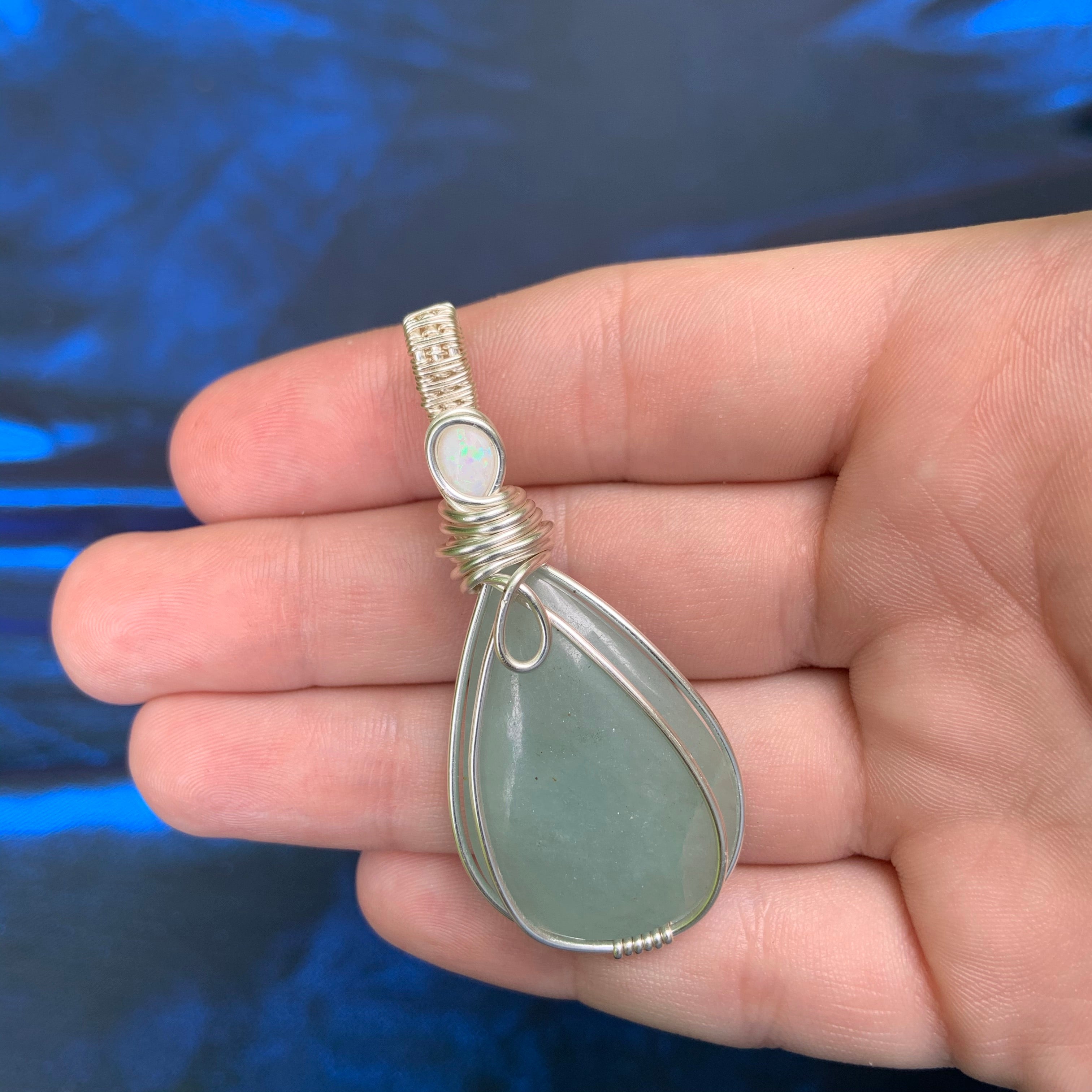 Wire wrapped heart shaped adjustable seaglass necklace