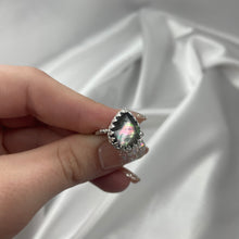 Load image into Gallery viewer, Size 6 Sterling Silver and Tahitian Mother of Pearl Doublet Ring
